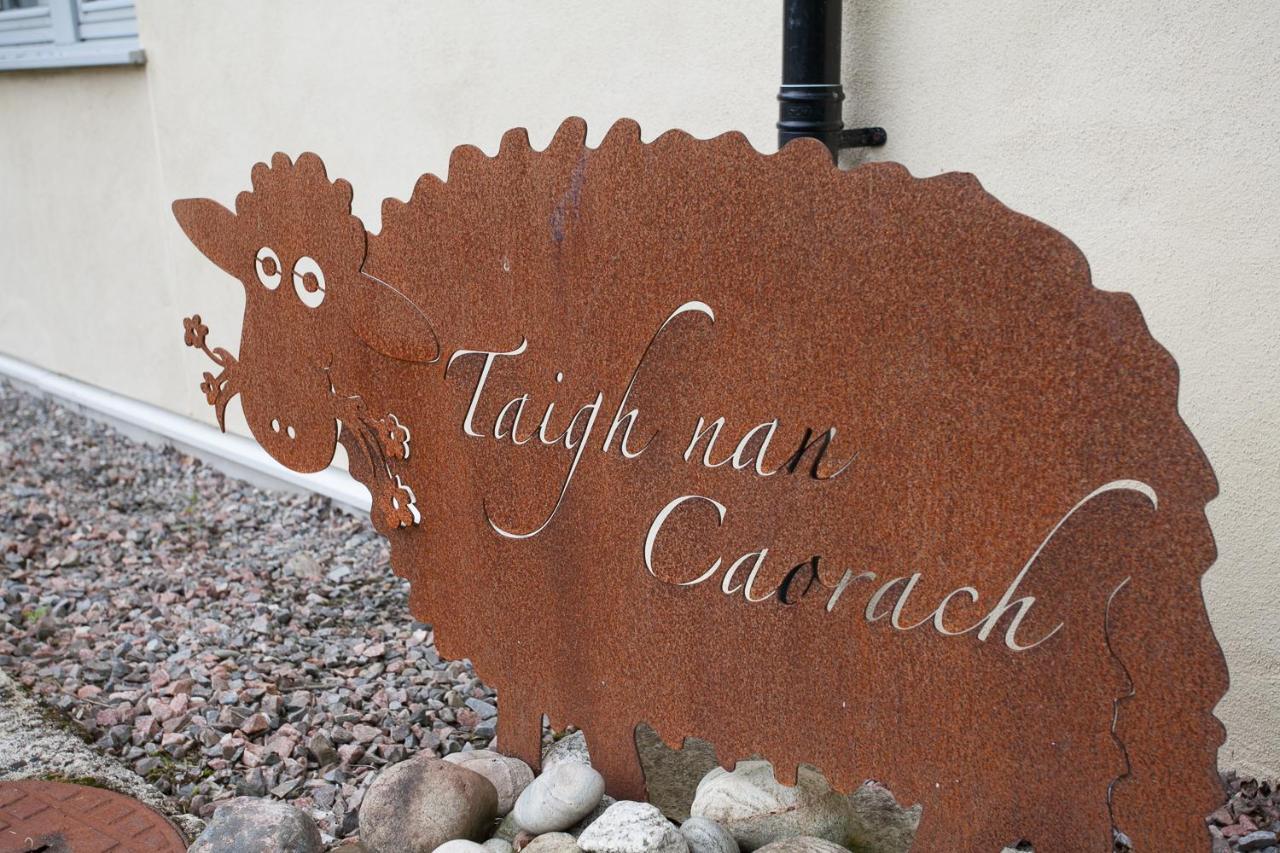 Loch Ness Abbey Cottages ฟอร์ตออกัสตัส ภายนอก รูปภาพ