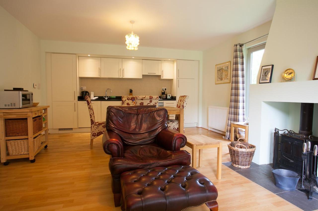 Loch Ness Abbey Cottages ฟอร์ตออกัสตัส ภายนอก รูปภาพ