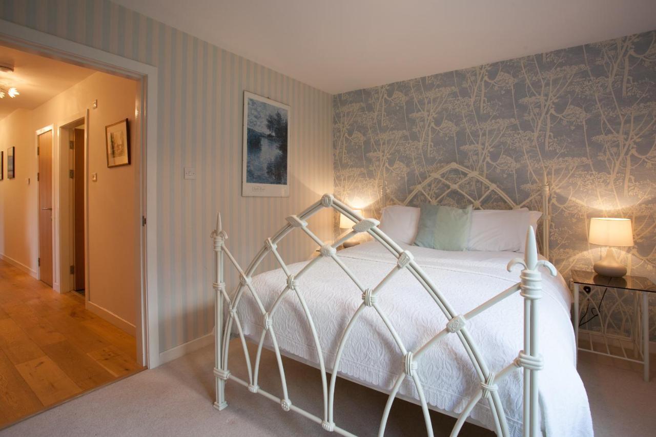 Loch Ness Abbey Cottages ฟอร์ตออกัสตัส ภายนอก รูปภาพ