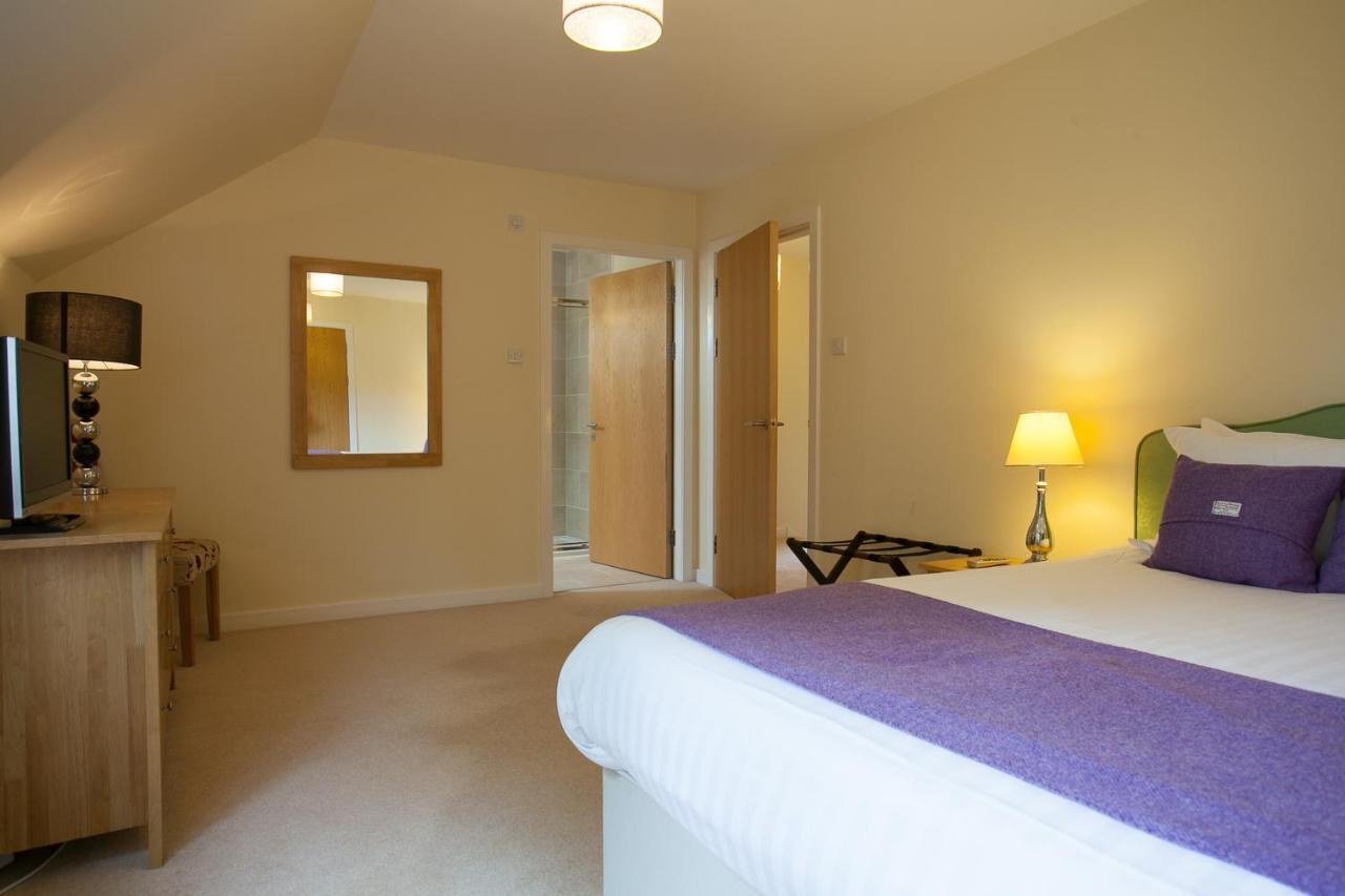 Loch Ness Abbey Cottages ฟอร์ตออกัสตัส ภายนอก รูปภาพ