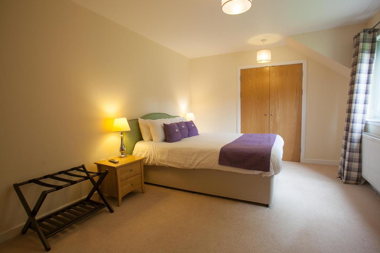 Loch Ness Abbey Cottages ฟอร์ตออกัสตัส ภายนอก รูปภาพ